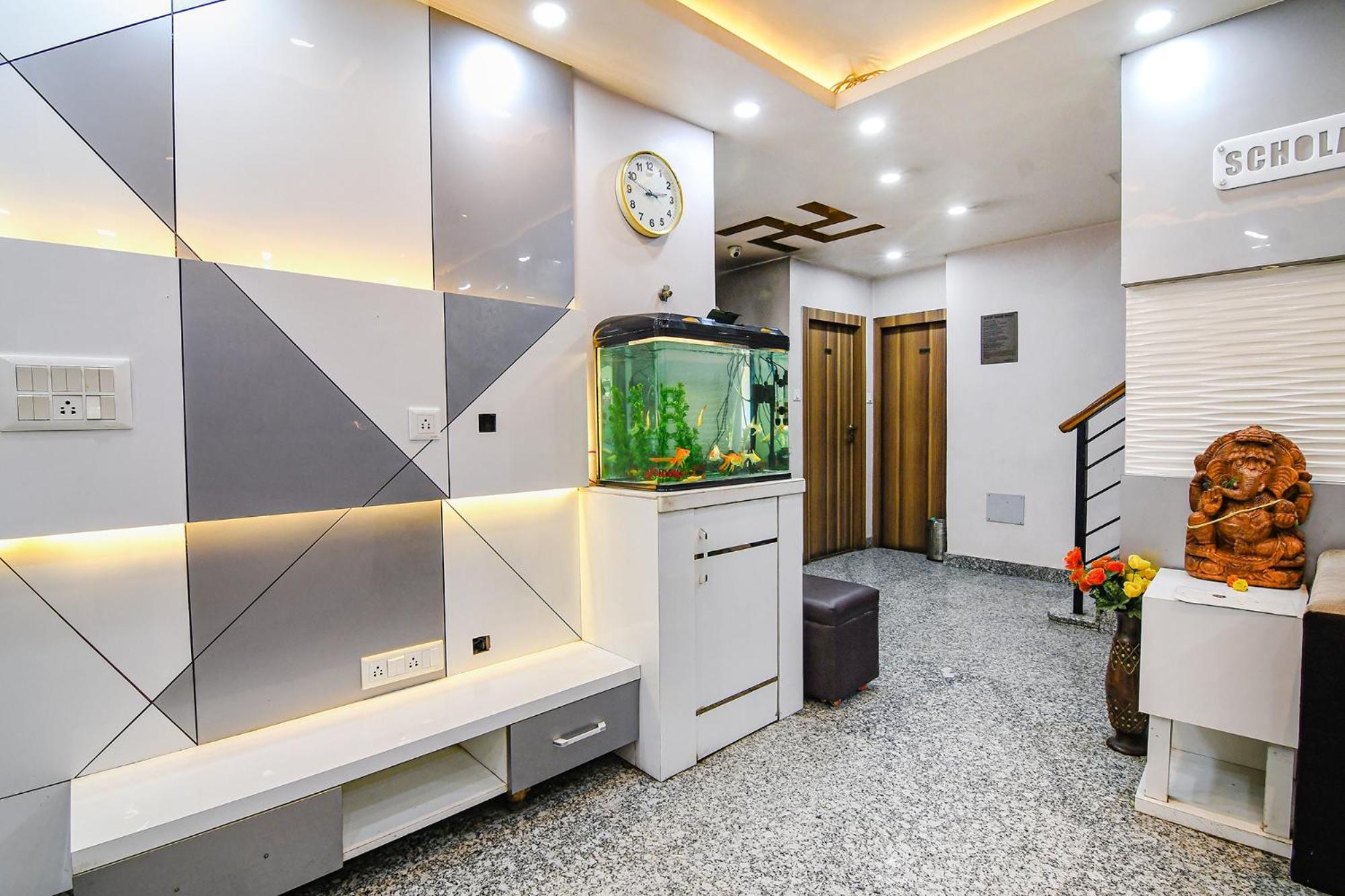 Fabexpress Scholer Motel 加尔各答 外观 照片